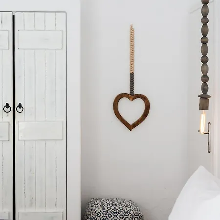 Flisvos * Naxos City