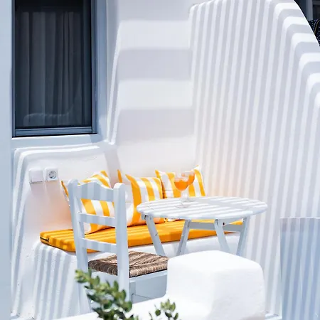 Flisvos * Naxos City